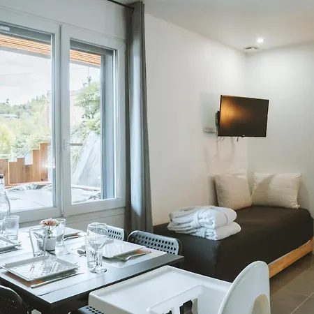 Gest-loc Location Meublée Wood Jardin&terrasse Privative - Parking Privé Appartement *