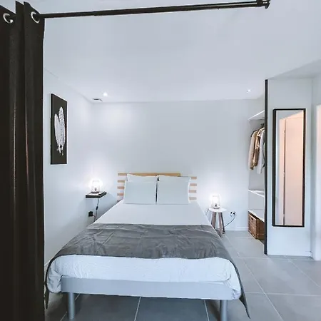 Appartement Gest-loc Location Meublée Wood Jardin&terrasse Privative - Parking Privé