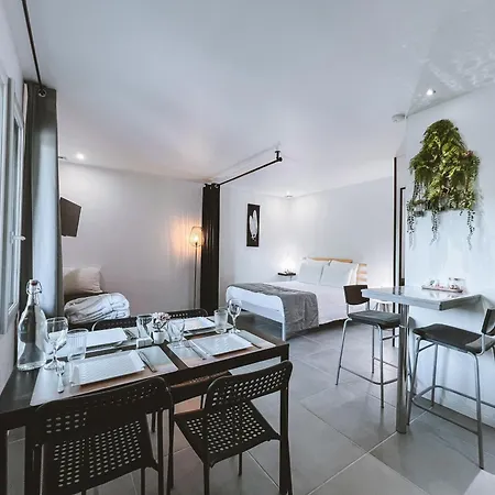 Gest-loc Location Meublée Wood Jardin&terrasse Privative - Parking Privé